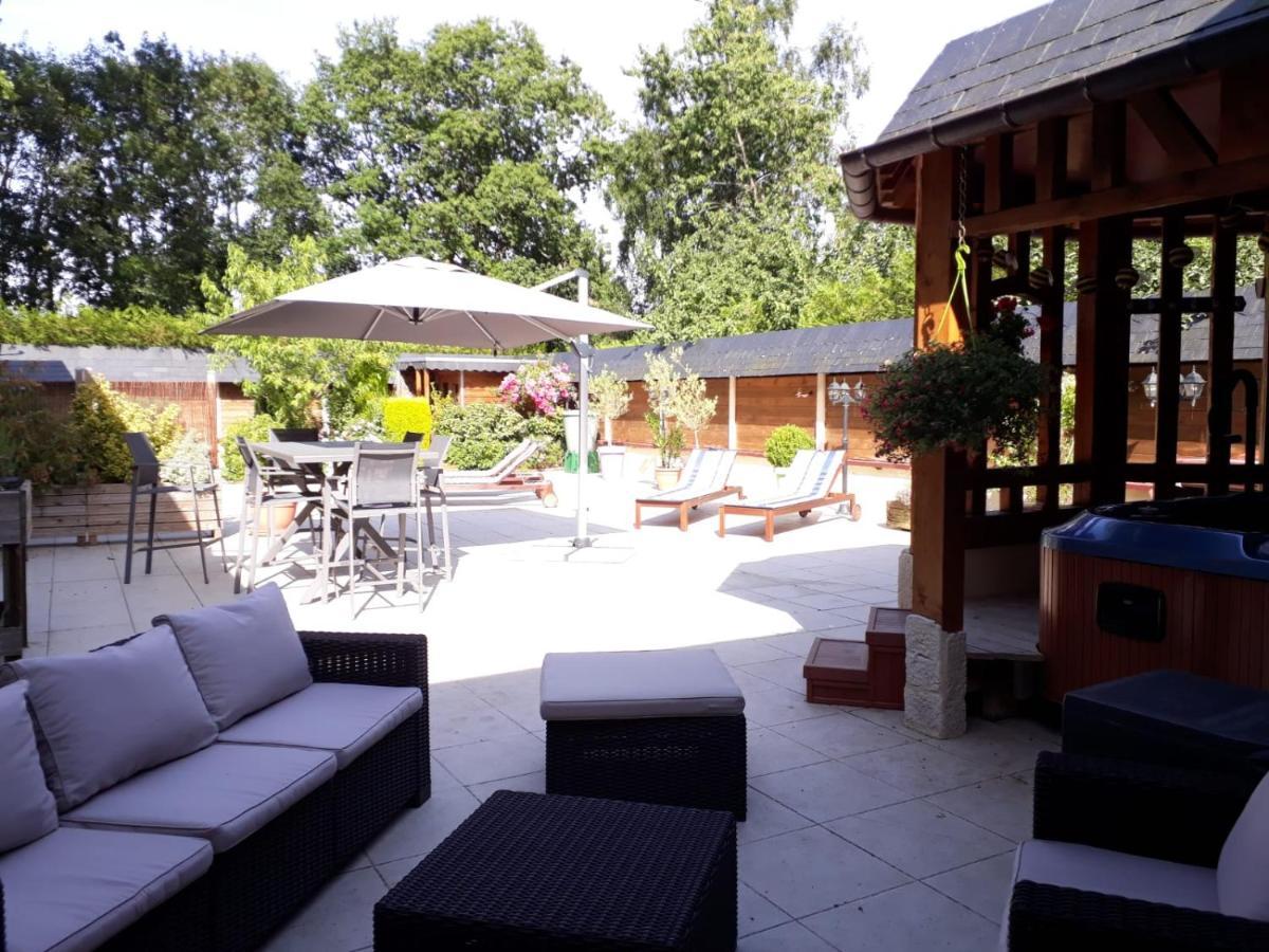 Gerponville Le Jardin Des Roses Bed & Breakfast エクステリア 写真